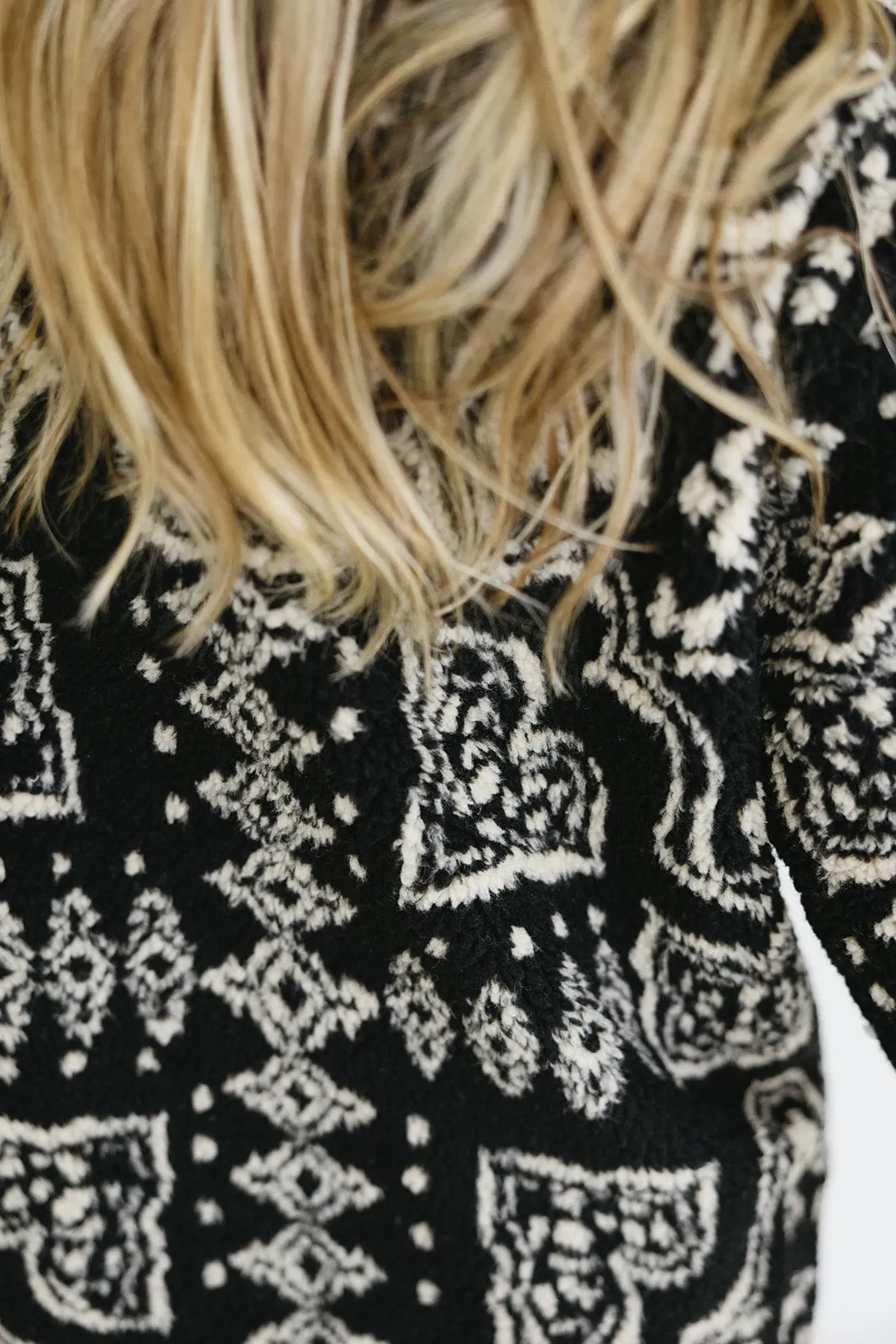 Cozy Sherpa Pullover - Black