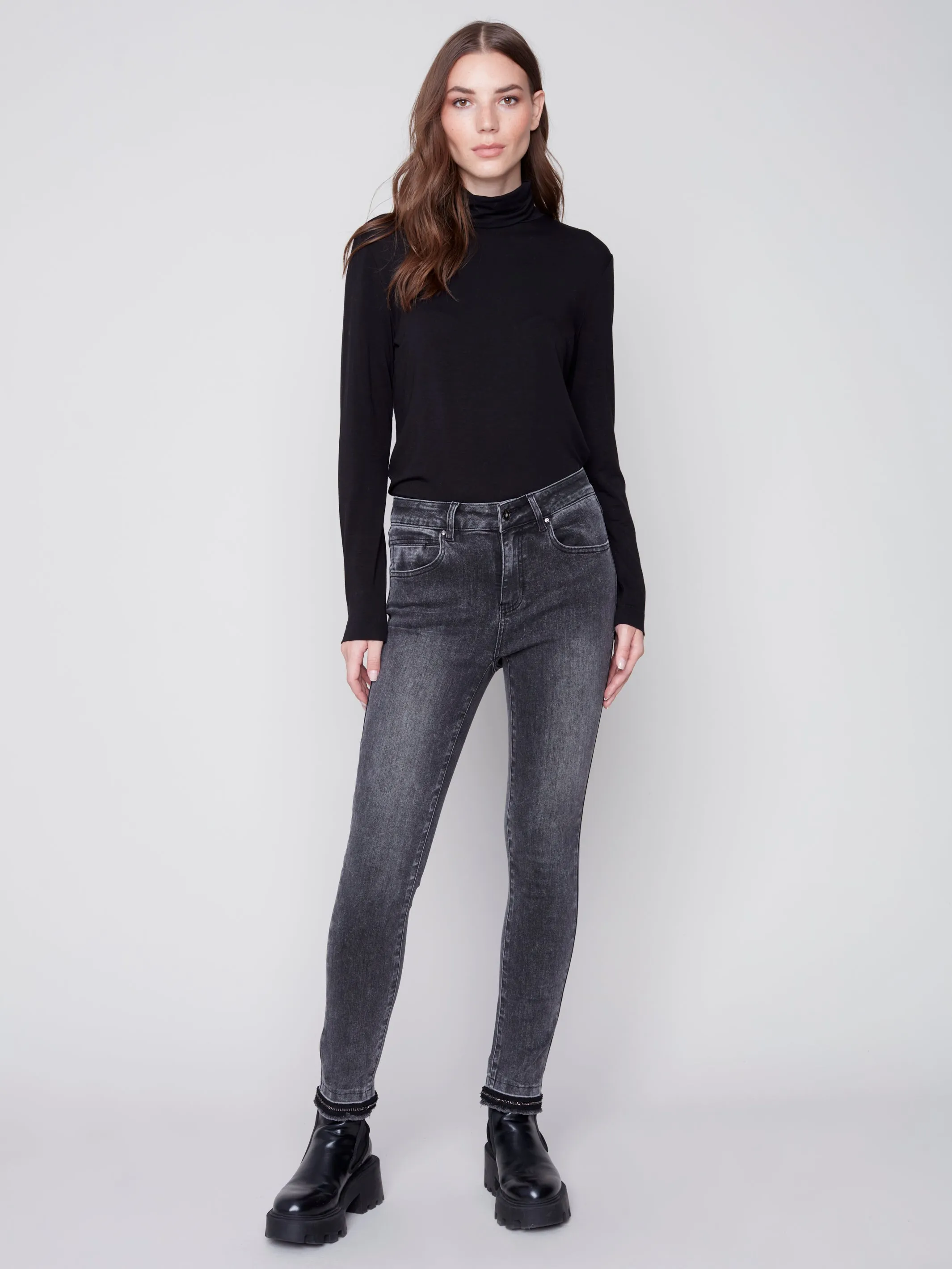 Skinny Leg Jean with Bottom Chain Detail